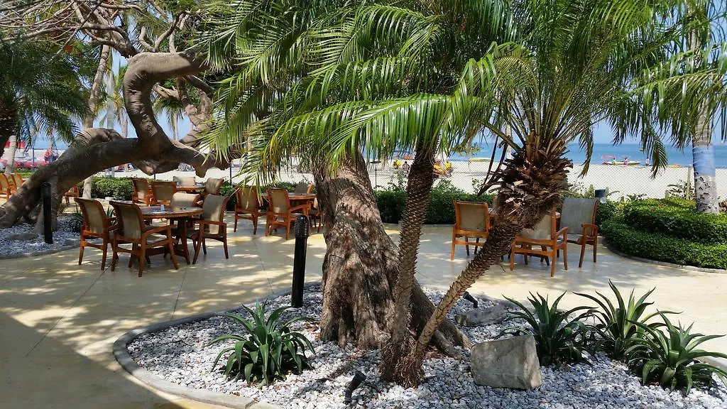 Hotel Tamaca Beach Resort Santa Marta