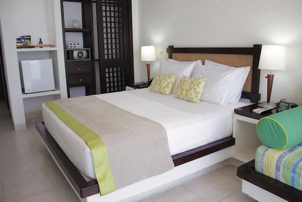 Hotel Tamaca Beach Resort Santa Marta