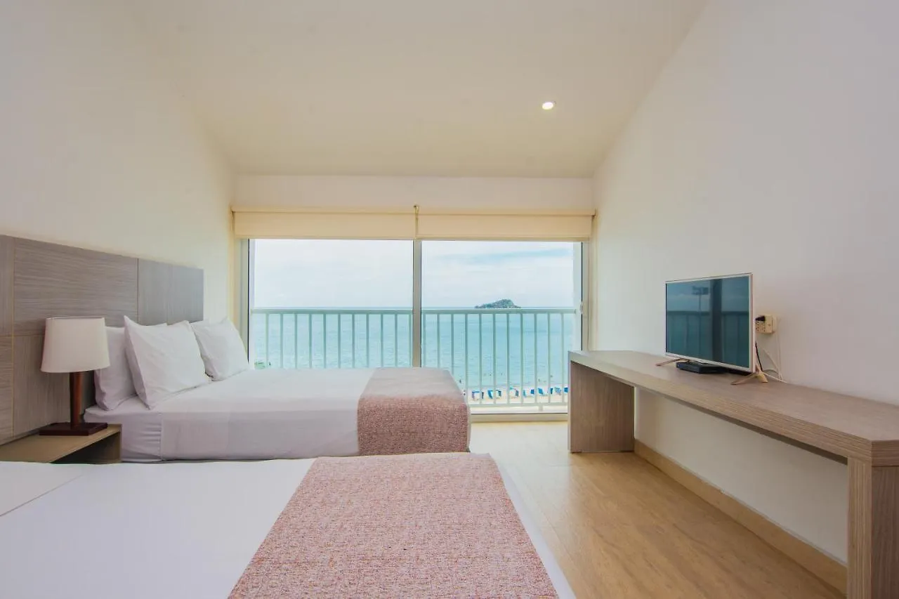 Hotel Tamaca Beach Resort Santa Marta