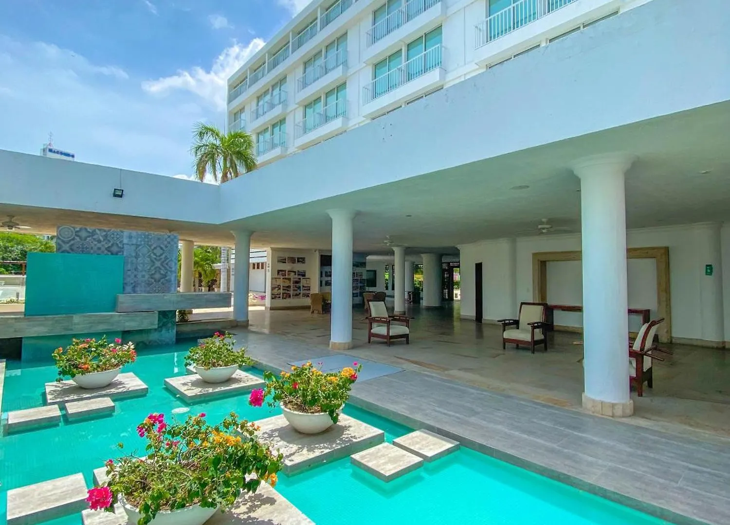 Tamaca Beach Resort Santa Marta  Hotel
